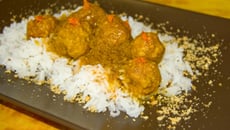 Boulettes sauce graines