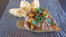 Émincé d'agneau aux fruits secs