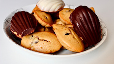 Madeleines sans beurre fourrées au chocolat
