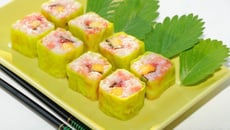Maki sushis fraise pamplemousse