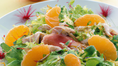 Salade de poissons fumés et de clémentines