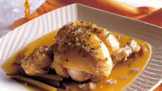 Chapon aux airelles et au cognac