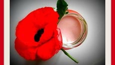 Yaourt au sirop de coquelicot,  fleur éphémère...