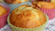 Muffins à la banane et aux noix de pécan caramélisées au sirop d'érable