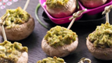 Champignons farcis aux herbes
