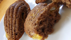 Madeleines tendrement chocolat aux zestes de citron caramélisés