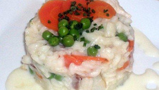 Risotto au poulet petits pois carottes et cancoillotte