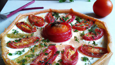 Tarte de tomates chèvre frais et jambon
