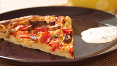 Pizza Pita à la moutarde Amora mi-forte goût équilibré