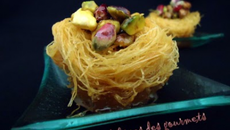 Nids d'oiseaux à la pistache maison