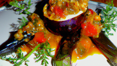 Gressins au curry romarin et sauce tomates et ail façon caviar d'aubergine