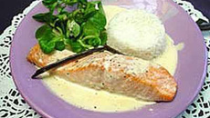 Pavé de saumon et sa crème vanille