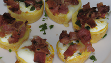 Œufs durs farcis aux soufflés bacon maison