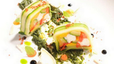 Pressé de tomates confites, courgettes et poivrons au Chavignol