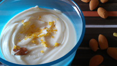 Yaourt à la purée d'amande