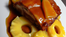 Tronçon de porc au caramel d'ananas