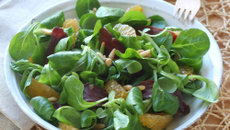 Salade de mâche, clémentines et magret séché