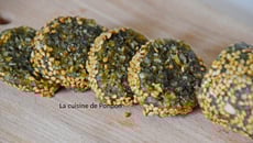 Barre énergétique aux noix de macadamia et spiruline, vegan