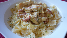 Farfalles à la dinde et au curry