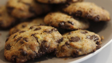 Biscuits à la banane et au chocolat vegan sans gluten