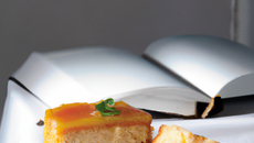 Gâteau avec du biscuit