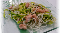 Méli-mélo de nouilles courgette et truite