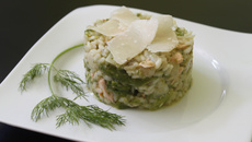 Risotto au saumon et têtes d'asperges vertes