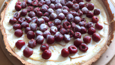 Tarte au chocolat blanc et aux cerises