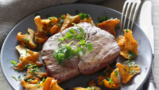 Tournedos de bœuf aux girolles