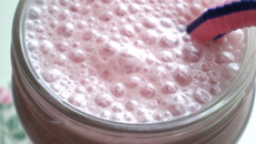 Lassi fraise rhubarbe