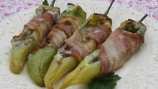 Le Roquefort PAPILLON en version estivale dans des piments doux farcis cuits à la plancha, au barbecue ou au four