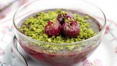 Crème chocolat aux cerises griottes et pistaches