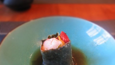 Makis de homard breton à la mangue et au piquillos