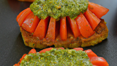 Tomate au pesto