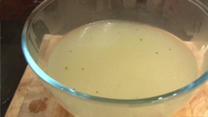 Fond blanc de volaille maison