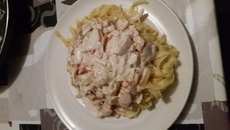 Tagliatelles au saumon fumé et sauce onctueuse