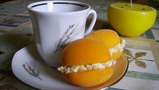 Abricot aux macarons