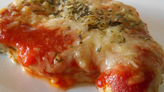 Côte de porc gratinée tomate & comté