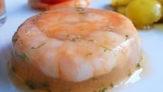 Crevettes en gelée de pamplemousse
