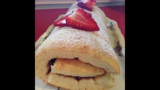 Roulé aux fraises maison