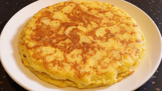 Tortilla de patatas traditionnelle