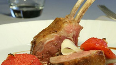 Carré d'agneau de lait des Pyrénées tout simplement Rôti