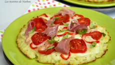Galettes de pomme de terre comme une pizza