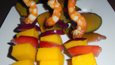 Duo de Crevettes et mangues en brochette
