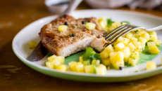 Porc à l'ananas et pointe de rhum