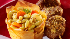 Petits steaks de canard et jardinière saupoudrés de Gomasio