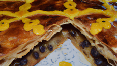 Galette des rois aux myrtilles et au chocolat blanc