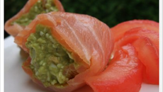 Rouleaux de saumon fumé à l'avocat