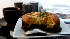 Tarte moelleuse au chocolat blanc, citron et romarin