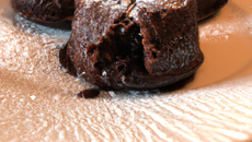 Fondant au chocolat croustillant et coulant
